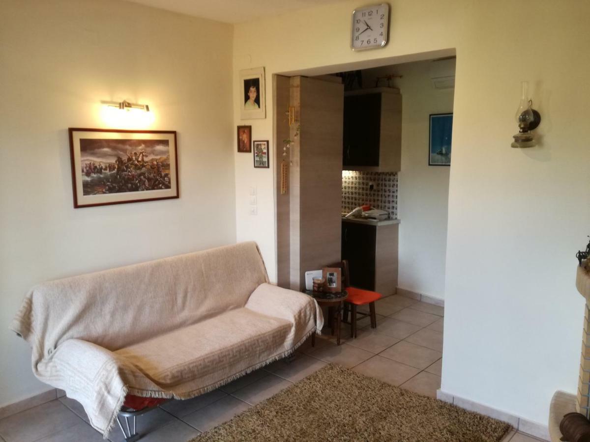 Relaxing Beautiful Holiday Home Lávrion 外观 照片
